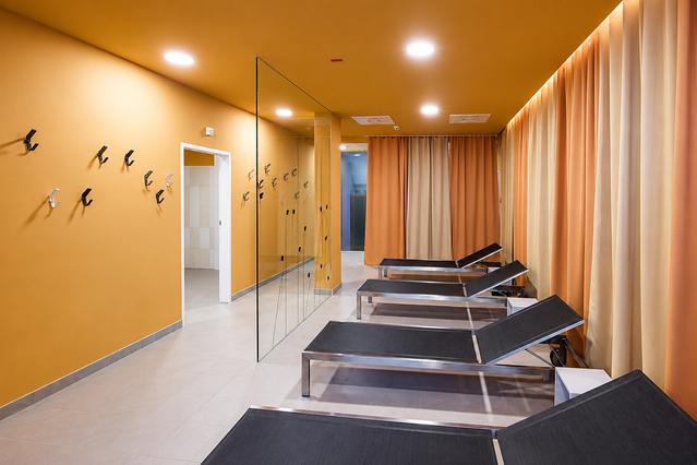Modern Serviced Apartment in Vienna: Fully Furnished.