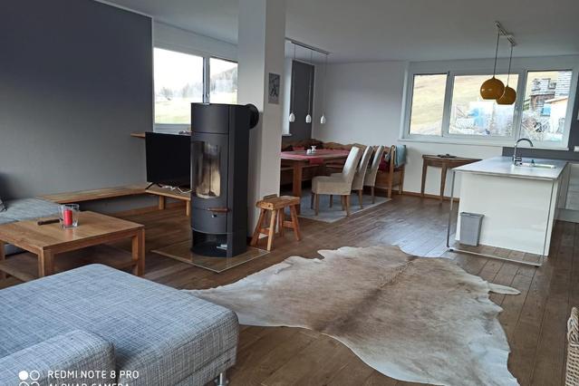 Ligt-flooded apartment with an amazing mountain panorama