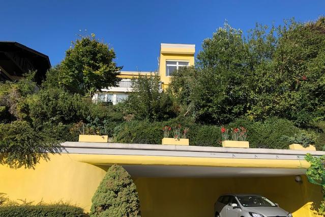 quiet apartment in a modern house next to the forest