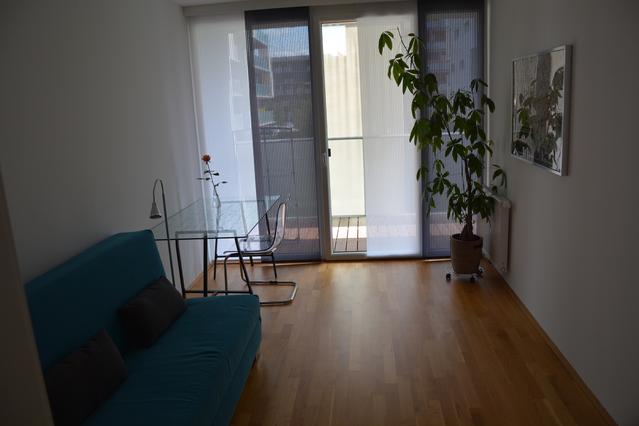 light-flooded 2 room apartment