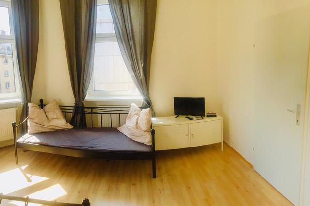 THE HAYDN APARTMENT