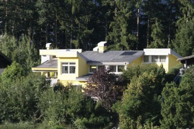 quiet apartment in a modern house next to the forest