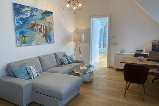 Wonderful quiet modern flat with terrace