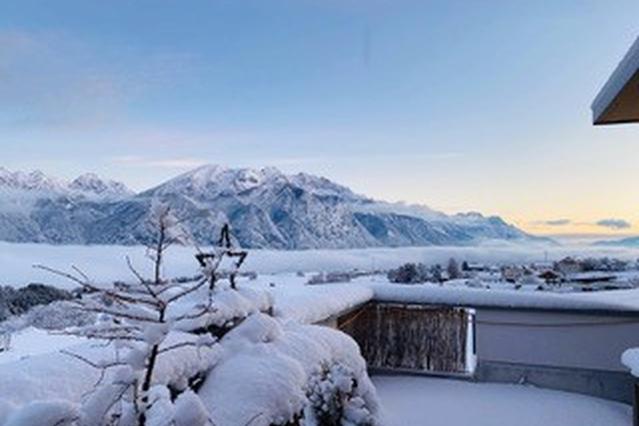 Ligt-flooded apartment with an amazing mountain panorama
