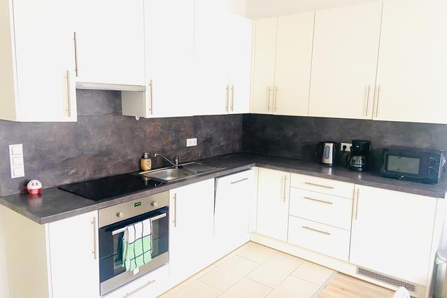 Nice and bright cozy little apartment fully furnished!