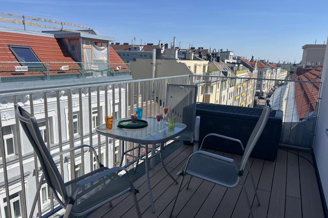 Nice Apartment with roof Terace