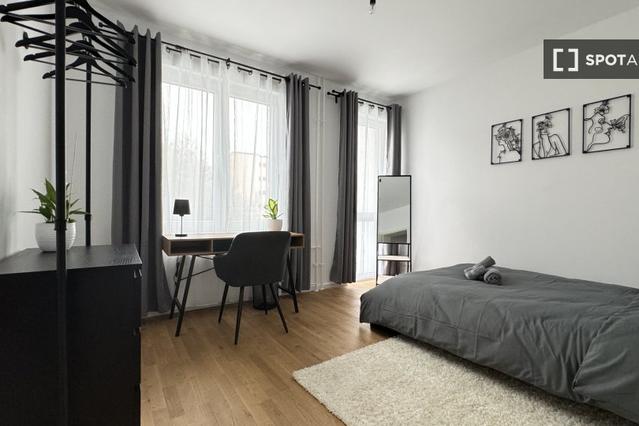 Room for rent in apartment with 4 bedrooms in Berlin