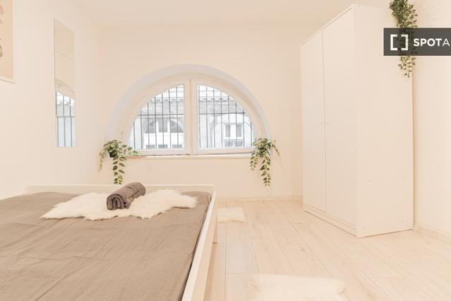 Studio for rent in Budapest.