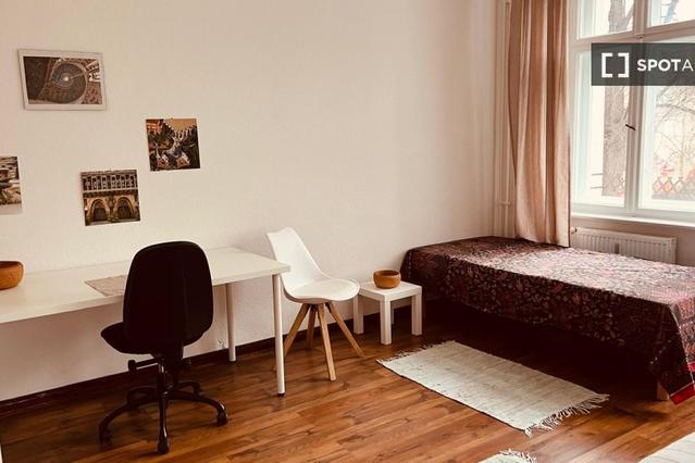 Room in 3-bedroom apartment for rent in Berlin