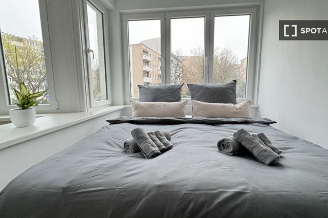 Room for rent in apartment with 4 bedrooms in Berlin