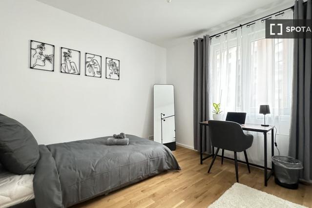 Room for rent in apartment with 4 bedrooms in Berlin