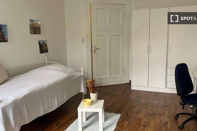 Room in a shared 3-bedroom flat in Berlin