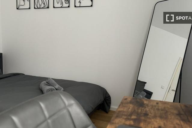 Room for rent in apartment with 4 bedrooms in Berlin