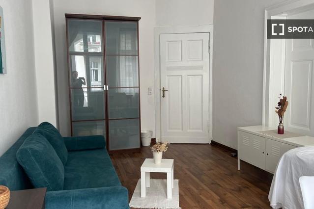 Room in a shared 3-bedroom flat in Berlin