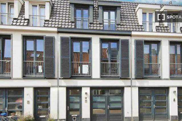 2-bedroom apartment for rent in Leidsebuurt, Haarlem