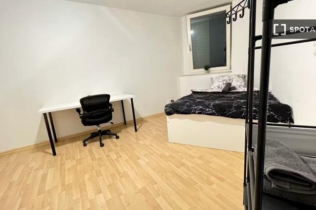 Room for rent in shared apartment in Berlin