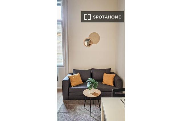 Studio for rent in Budapest