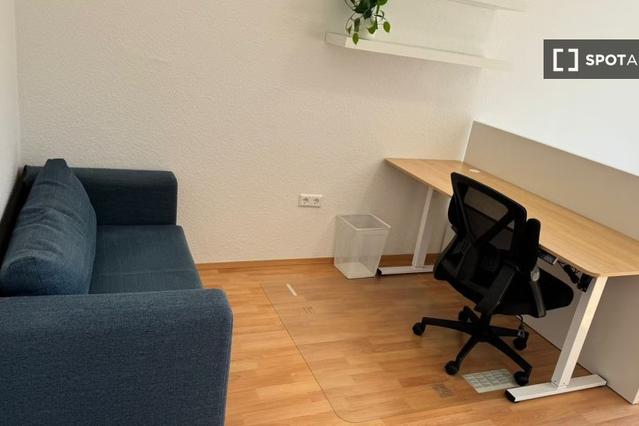Room for rent in shared apartment in Berlin