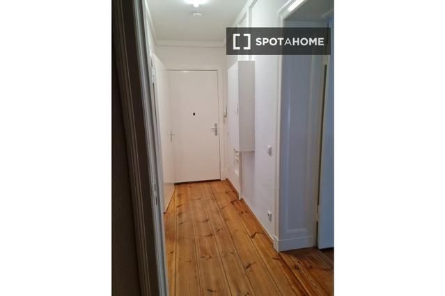 Room for rent in apartment with 2 bedrooms in Berlin