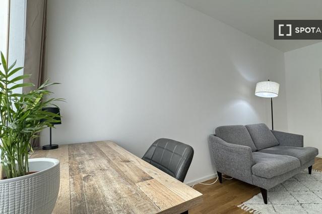 Room for rent in apartment with 4 bedrooms in Berlin