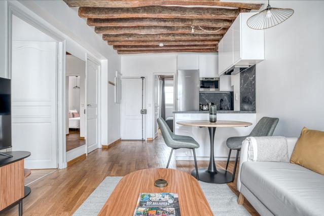 1 室户公寓 位于 Rue de Sèvres