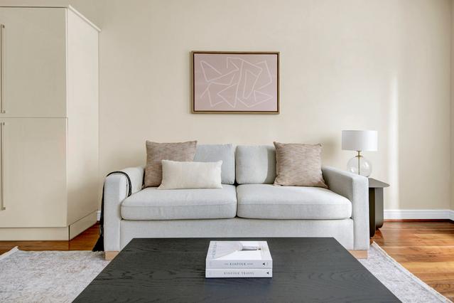 1 комнатная квартира по адресу John Adam Street