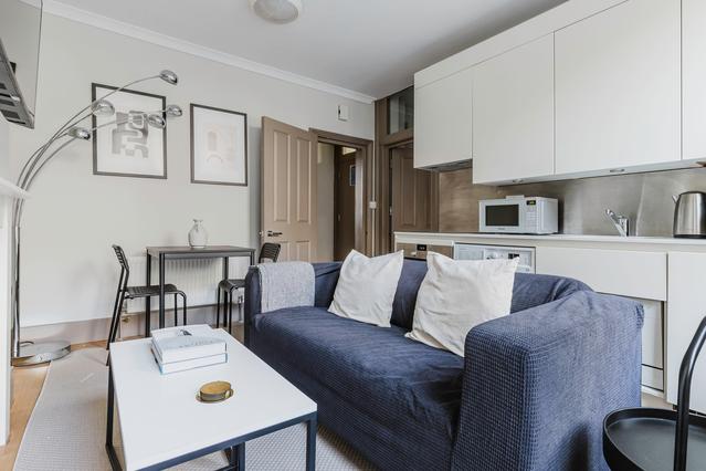Cleveland Street, Fitzrovia - 1 Bedroom - 1 Bath