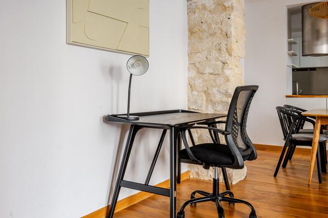 Rue du Faubourg Saint-Denis, Porte-Saint-Denis - 2 Bedroom - 1 Bath