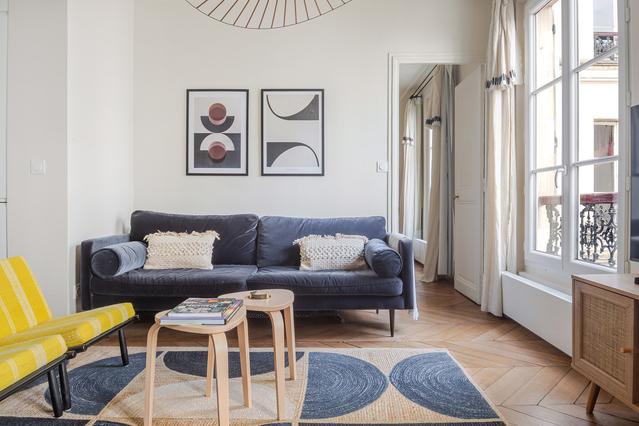 Rue de Chabrol, Saint Vincent de Paul - 1 Bedroom - 1 Bath