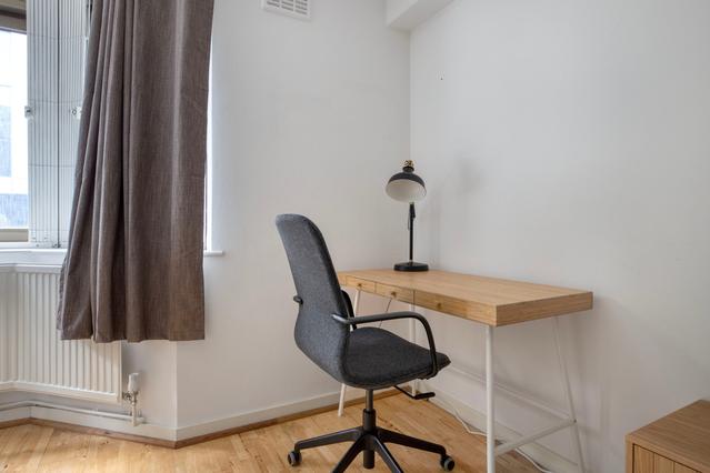 Marlyn Lodge, Portsoken Street, City of London - Studio - 1 Bath