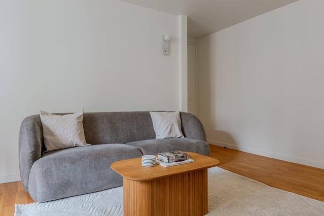 Rue de Laborde, Europe - 2 Bedroom - 2 Bath