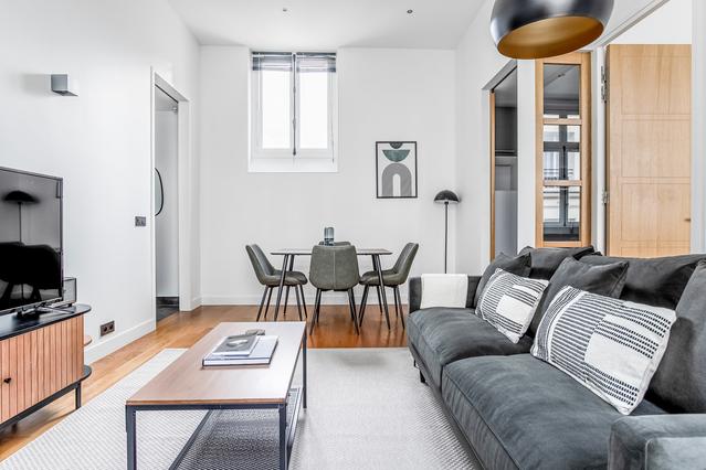 Rue de Monceau, Europe - 1 Bedroom - 1 Bath