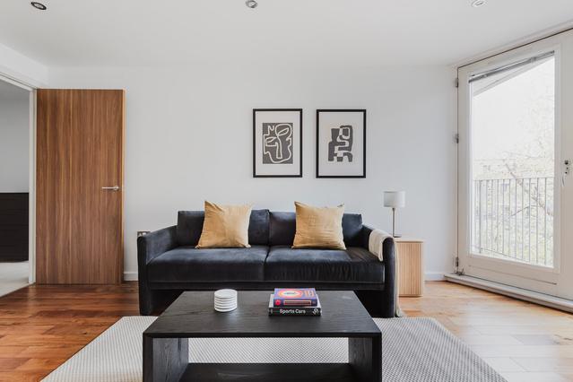 Hackney Road, London Borough of Hackney - 1 Bedroom - 1 Bath