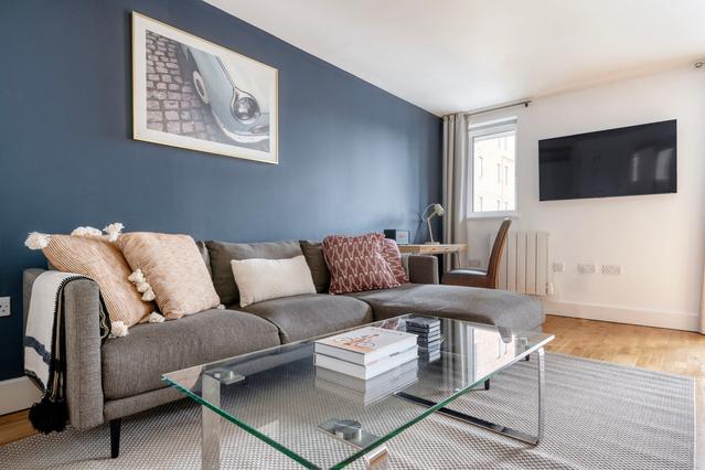 Pepper Street, Isle of Dogs - 1 Bedroom - 1 Bath