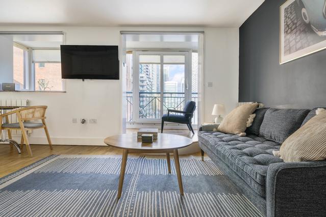 Pepper Street, Isle of Dogs - 1 Bedroom - 1 Bath