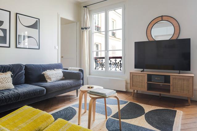 Rue de Chabrol, Saint Vincent de Paul - 1 Bedroom - 1 Bath