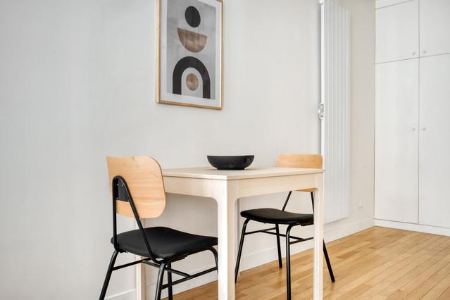 Appartement 1 pièce à Rue des Petits Carreaux