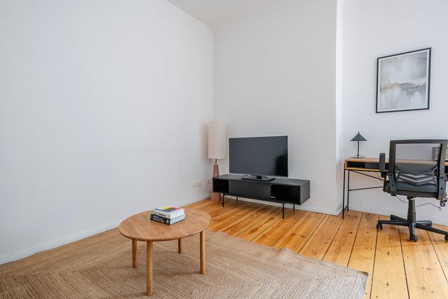 Görlitzer Straße, Kreuzberg - 1 Bedroom - 1 Bath