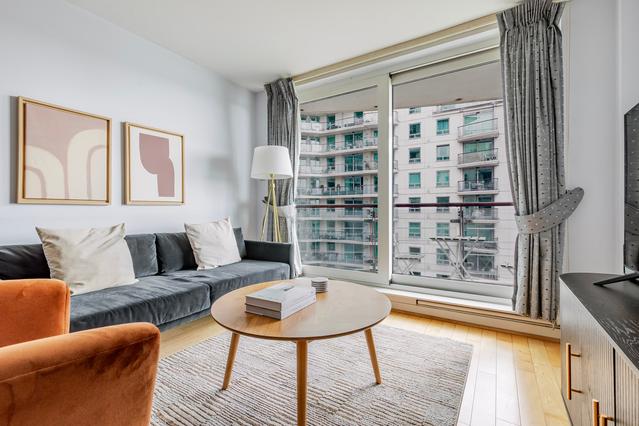 1 室户公寓 位于 Saint George Wharf