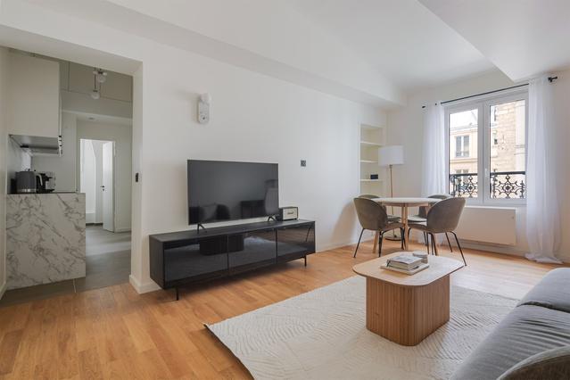Rue de Laborde, Europe - 2 Bedroom - 2 Bath