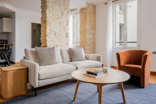 Rue du Faubourg Saint-Denis, Porte-Saint-Denis - 2 Bedroom - 1 Bath