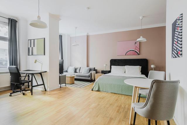 Glatzer Straße, Friedrichshain - Studio - 1 Bath