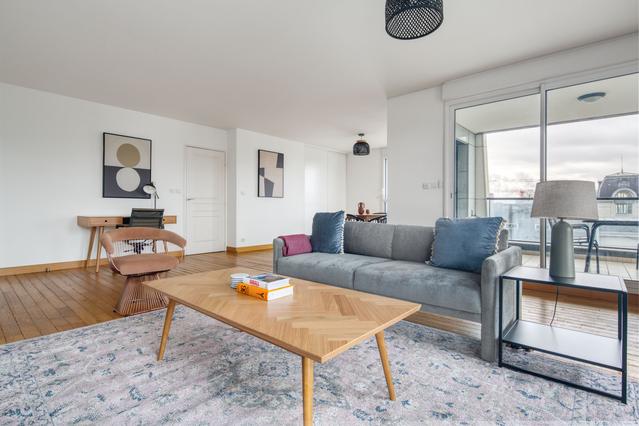 Rue des Frigos, Quartier de la Gare - 2 Bedroom - 2 Bath