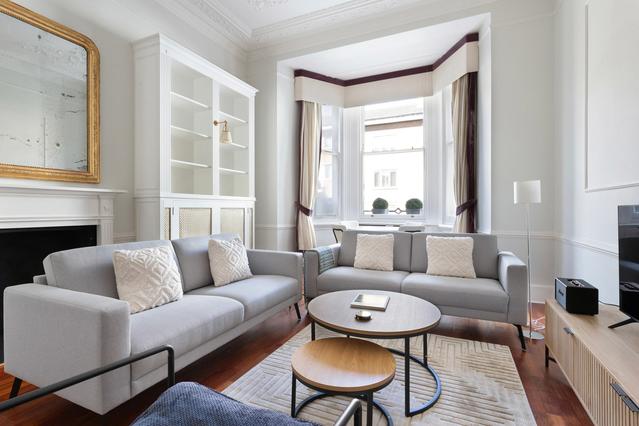 Redcliffe Square, Kensington - 2 Bedroom - 2 Bath