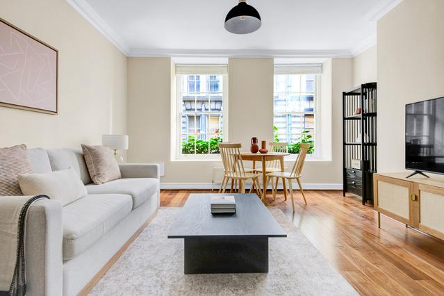 1 комнатная квартира по адресу John Adam Street