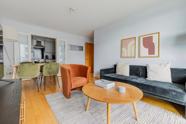 1 室户公寓 位于 Saint George Wharf