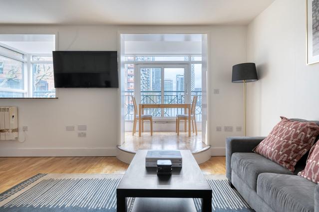 Pepper Street, Isle of Dogs - 1 Bedroom - 1 Bath
