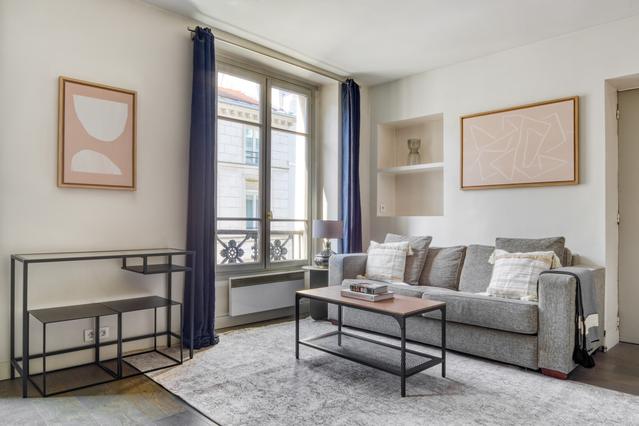1 комнатная квартира по адресу Rue Dauphine