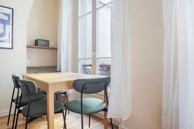 Rue du Trésor, Le Marais - 2 Bedroom - 1 Bath