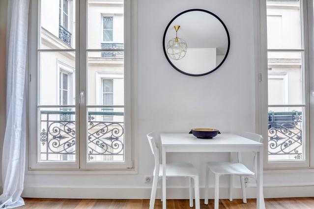 Appartamenti di 1 locali in Place du Marché Saint-Honoré